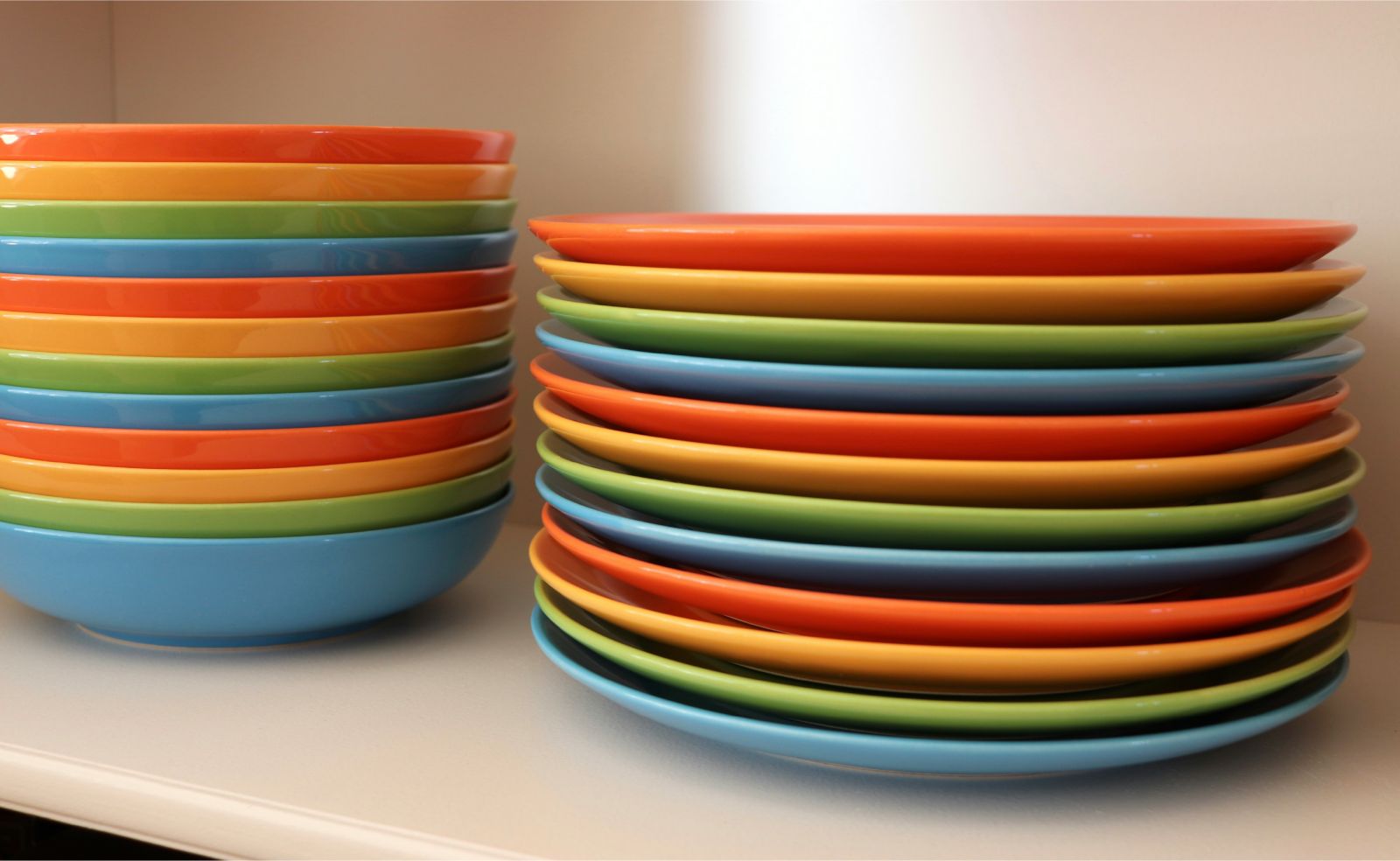 Bedrukt servies: welke kleuren kies je voor de mooiste uitstraling?